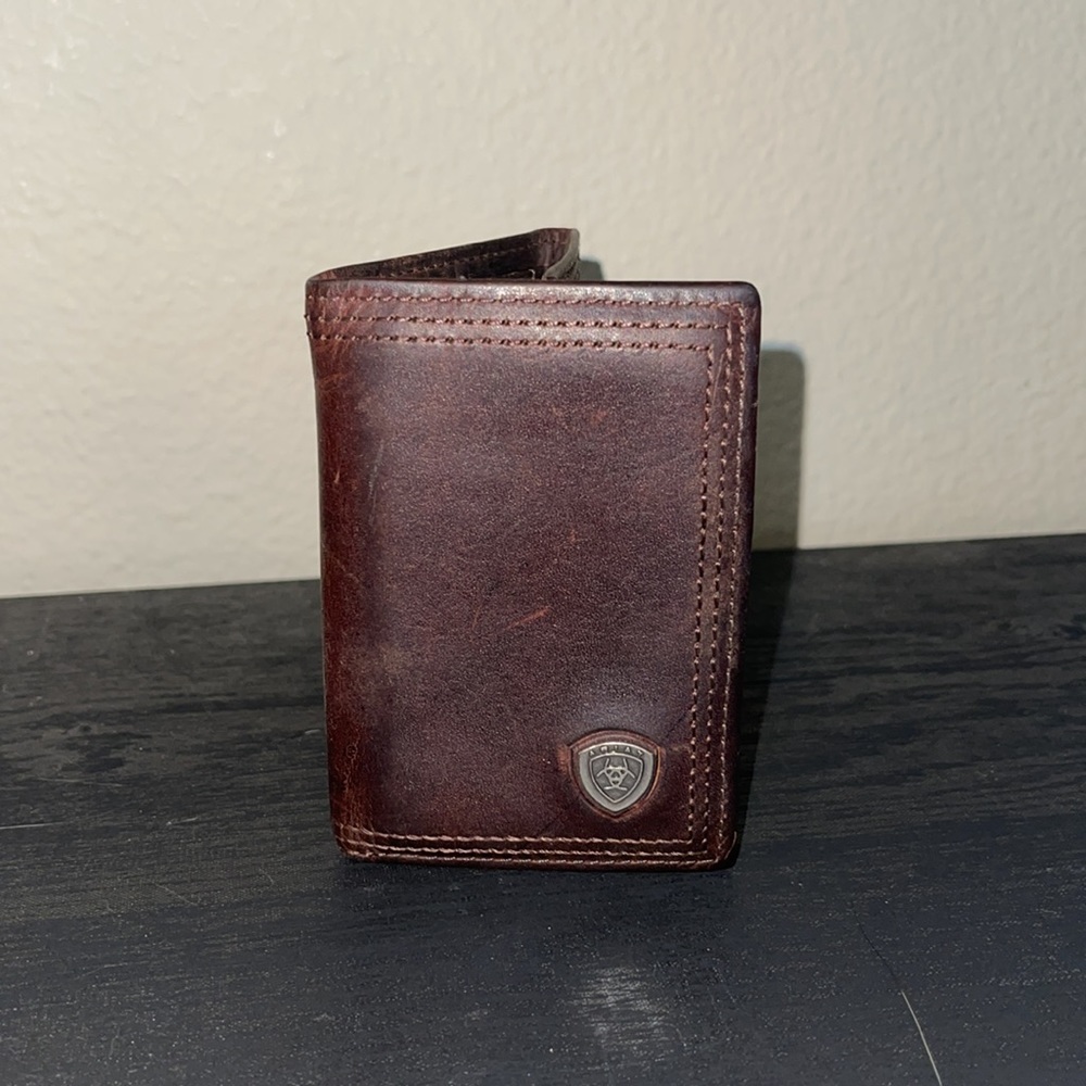 EUC Ariat Brown Tri-fold Wallet